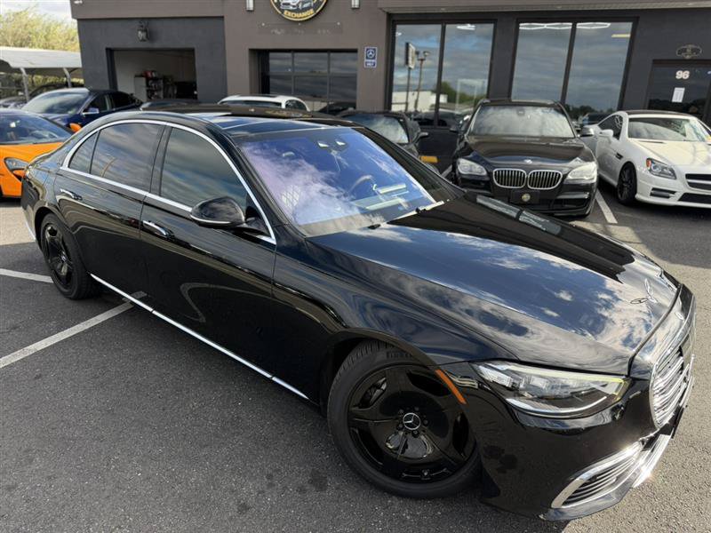 Used 2022 Mercedes-Benz S 580 4MATIC Sedan w/ Rear Seat Package image 13