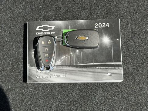 Used 2024 Chevrolet Malibu LS FWD image 30