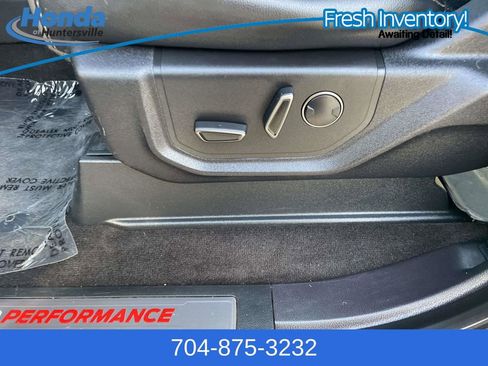 Used 2018 Ford F150 Raptor w/ Equipment Group 801A Mid AWD/4WD image 24