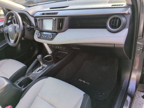 Used 2017 Toyota RAV4 XLE image 35