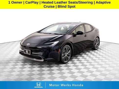 Used 2024 Toyota Prius XLE image 1