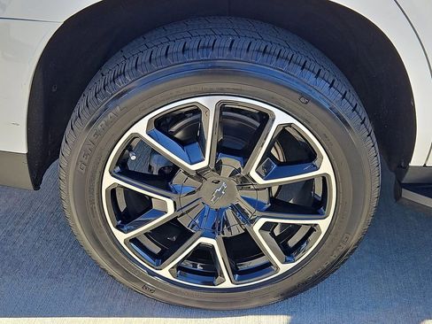 Used 2021 Chevrolet Tahoe RST image 10