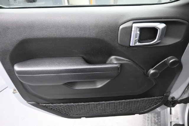 Used 2023 Jeep Wrangler Unlimited Sport AWD/4WD image 12