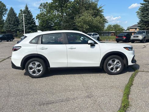 Used 2025 Honda HR-V LX image 24