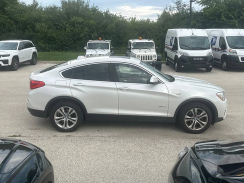 Used 2016 BMW X4 xDrive28i AWD/4WD image 3