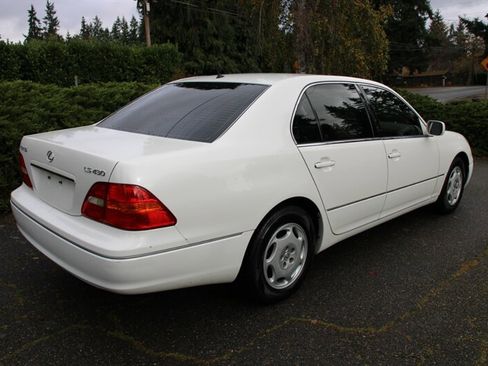 Used 2001 Lexus LS 430 image 3