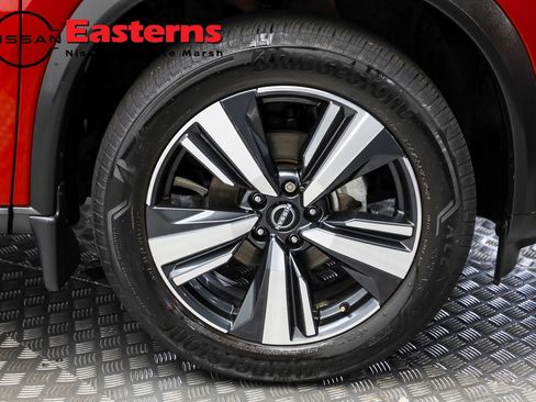 Used 2023 Nissan Rogue Platinum image 46