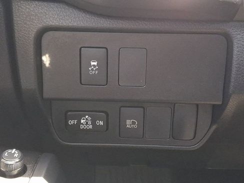 Used 2020 Toyota Tacoma SR image 21