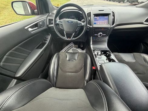 Used 2019 Ford Edge ST w/ Equipment Group 401A AWD/4WD image 10