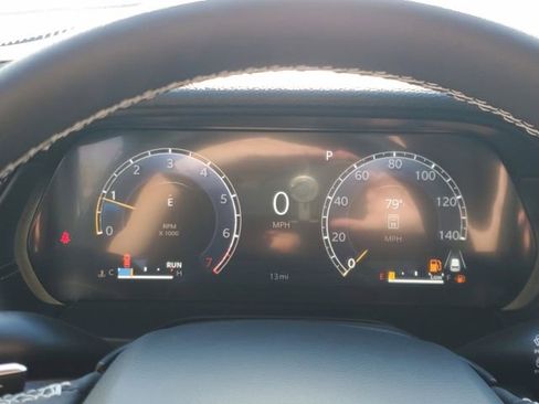 New 2026 Jeep Grand Cherokee Altitude image 20