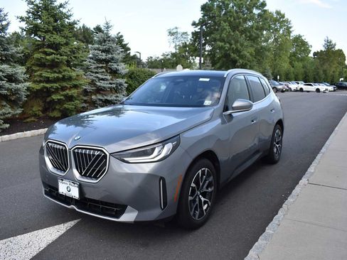 Used 2026 BMW X3 xDrive30i w/ Convenience Package AWD/4WD image 3