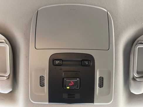 Certified 2023 Toyota Camry SE image 29