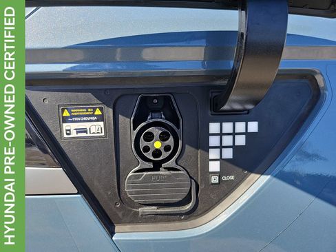Certified 2024 Hyundai Ioniq 5 SEL RWD image 40