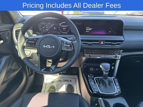 New 2026 Kia Seltos EX AWD/4WD image 2