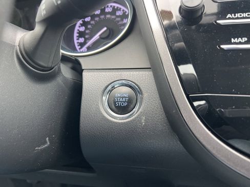 Used 2020 Toyota Camry LE image 15