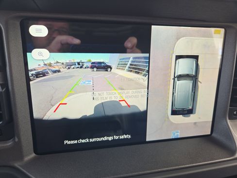 New 2025 Ford Bronco Badlands image 18