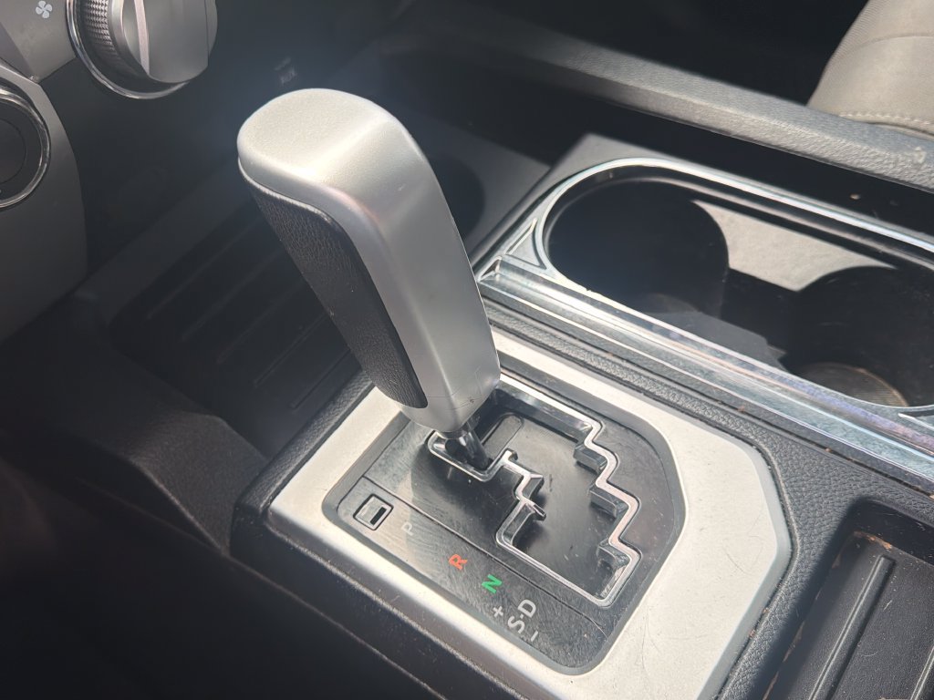 Used 2019 Toyota Tundra SR5 w/ Convenience Package AWD/4WD image 37
