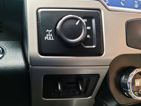 Used 2022 Ford F250 Lariat w/ Lariat Ultimate Package image 17