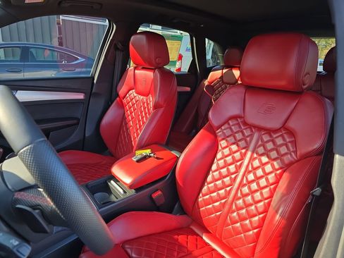 Used 2021 Audi SQ5 Prestige w/ Prestige Package image 20