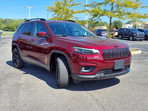 Used 2020 Jeep Cherokee Latitude Plus image 28