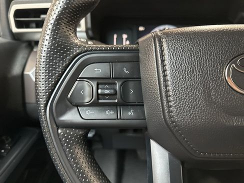 Used 2024 Toyota Tacoma SR5 image 16