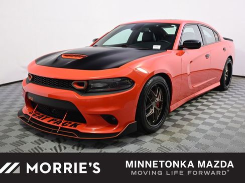 Used 2017 Dodge Charger R/T Scat Pack w/ Technology Group image 1
