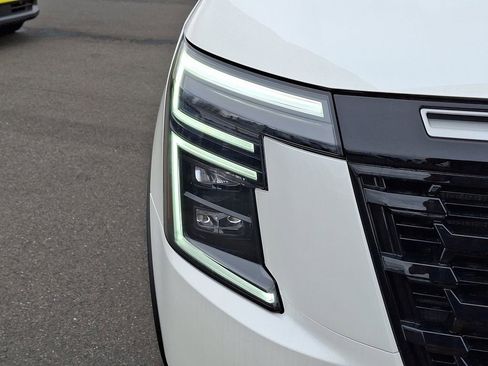 New 2025 Nissan Armada PRO-4X w/ Pro-4X Premium Package image 6