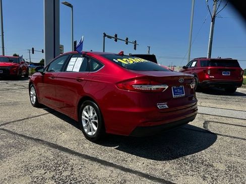 Certified 2020 Ford Fusion SE FWD image 4