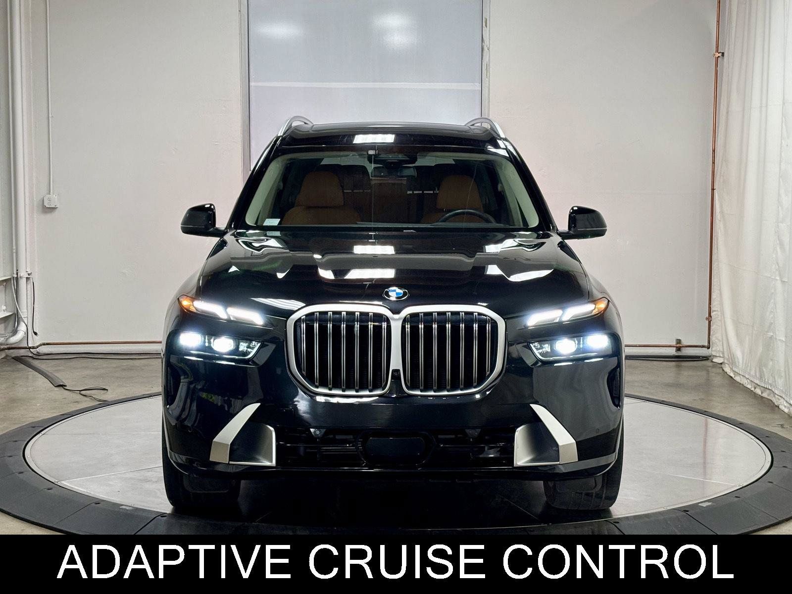 Used 2024 BMW X7 xDrive40i AWD/4WD image 3