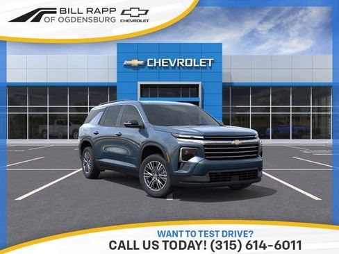 New 2026 Chevrolet Traverse LT w/ Driver Confidence Package AWD/4WD image 1