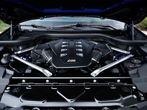 New 2026 BMW X5 M60i w/ Climate Comfort Package image 31