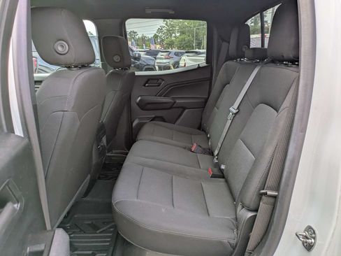 Used 2024 Chevrolet Colorado W/T RWD image 14