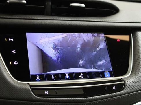 Certified 2024 Cadillac XT5 Sportv w/ Technology Package AWD/4WD image 23