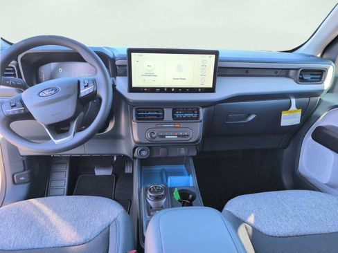 New 2025 Ford Maverick XLT image 5