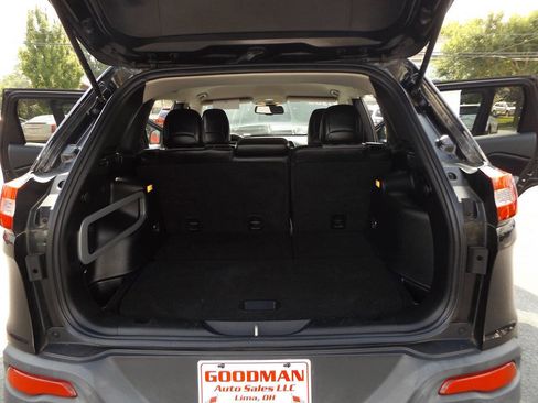 Used 2014 Jeep Cherokee Limited FWD image 29