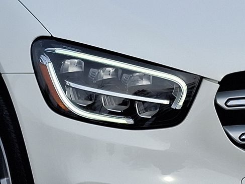 Certified 2022 Mercedes-Benz GLC 300 4MATIC image 9