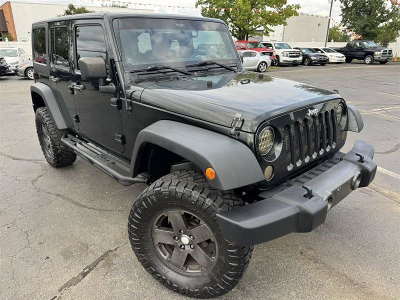Used 2012 Jeep Wrangler Unlimited Sport AWD/4WD image 3