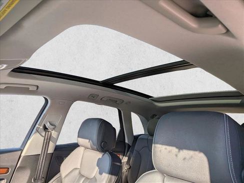 Certified 2023 Audi Q5 e Premium Plus w/ Premium Plus Package image 10