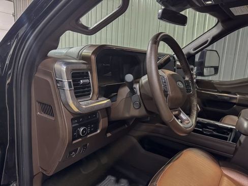 Used 2023 Ford F250 King Ranch AWD/4WD image 12