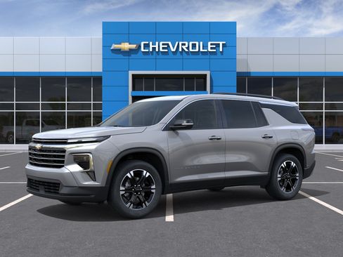 New 2027 Chevrolet Traverse LT w/ Sun and Wheel Package AWD/4WD image 26