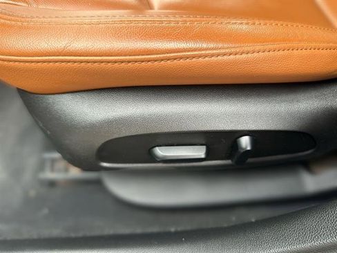 Used 2018 Chevrolet Cruze Premier image 37