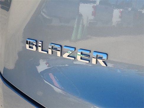 New 2026 Chevrolet Blazer LT image 31