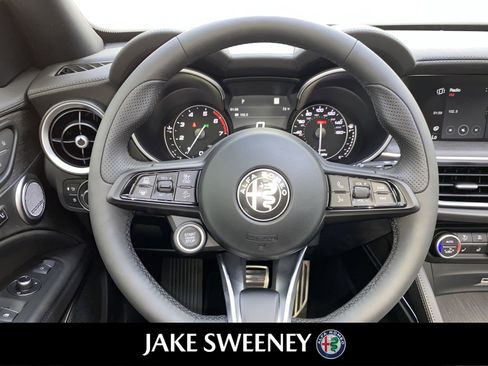 New 2023 Alfa Romeo Stelvio Ti image 15