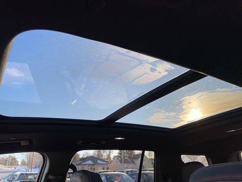 New 2026 Chevrolet Traverse Z71 w/ Driver Confidence Package image 12