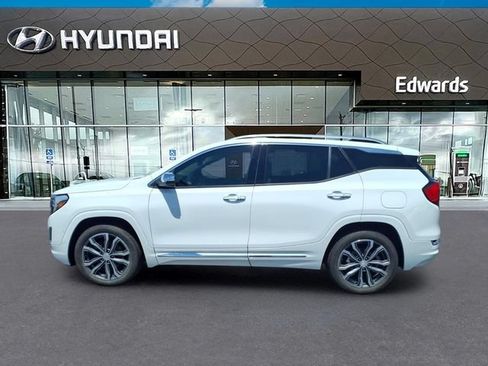 Used 2019 GMC Terrain Denali w/ Advanced Safety Package AWD/4WD image 10
