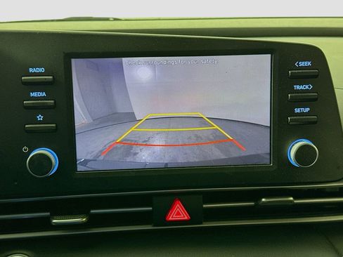 Certified 2023 Hyundai Elantra SEL image 13