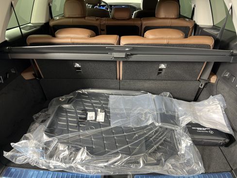 New 2026 Mercedes-Benz GLS 450 4MATIC image 25