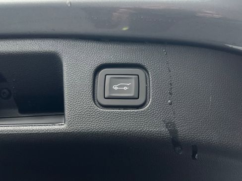 Used 2025 Chevrolet Blazer EV SS image 16