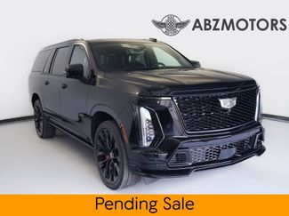 Used 2026 Cadillac Escalade ESV V AWD/4WD video 1