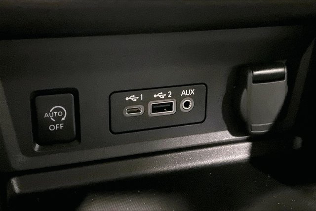 Used 2024 Nissan Sentra SV w/ All-Weather Package FWD image 33